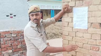 धनघटा: बैडड़वा गांव में रास्ते से अतिक्रमण हटाने को लेकर के एसडीएम ने चस्पा करवाया नोटिस