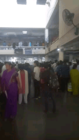 LKODR राममनोहर लोहिया OPD का बुरा हाल पूरा दिन लग रहा है एक पर्चा बनवाने में मरीज़ परेसान#adityanathyogi#swasthyamantri