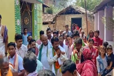 ଭଟଲି: ନୂଆପାଲି ଗ୍ରାମରେ ନାମ ଯଜ୍ଞ ଉଦଯାପିତ, ଯୋଗ ଦେଲେ ଭଟଲି ବିଧାୟକ ସୁଶାନ୍ତ ସିଂ