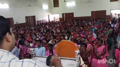 रॉबर्ट्सगंज: विवेकानंद प्रेक्षागृह में आजीविका मिशन के माध्यम से लगाई गई सोलर उपकरणों की प्रदर्शनी, CDO ने किया शुभारंभ