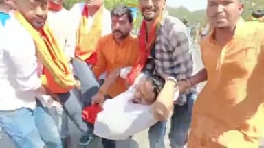 कांके: रांची में बीजेपी के सचिवालय घेराव के दौरान पुलिस के लाठीचार्ज में दर्जनों कार्यकर्ता और पुलिसकर्मी हुए घायल