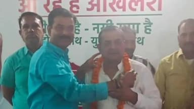 इटवा: सपा कार्यालय इटवा में बोले सपा जिला अध्यक्ष लालजी यादव, निकाय और लोकसभा चुनाव में जीत के लिए कार्य करें कार्यकर्ता