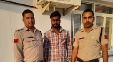 चितरंगी: बैढ़न थाना पुलिस ने 55 लीटर अवैध हाथ भट्टी महुआ शराब के साथ एक आरोपी को किया गिरफ्तार