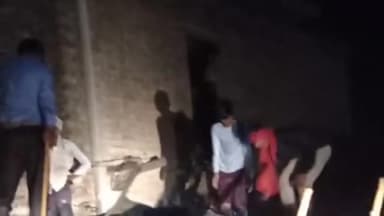 हमीरपुर: इंगोहटा में आग लगने से लाखों का हुआ नुकसान
गेहूं,मसूर व सरसों के साथ गृहस्थी का सामान जला