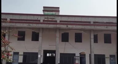 सवायजपुर: नगर निकाय चुनाव को लेकर नामांकन प्रक्रिया हुई शुरू, नगर पंचायत पाली से अध्यक्ष पद के सर्वाधिक 20 नामांकन पत्र हुए बिक्री