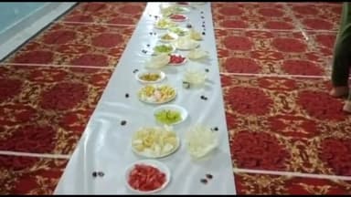 झांसी: दतिया गेट बाहर हुआ रोजा इफ्तार कार्यक्रम का आयोजन , कहा सामाजिक सौहार्द का प्रतीक है रोजा