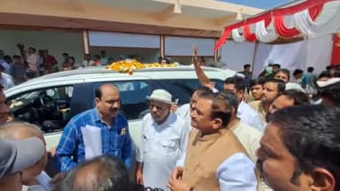 खुरई: मंगलधाम मार्केट में मामूली बात को लेकर एक दुकानदार ने दूसरे दुकानदार को मारपीट कर किया घायल