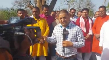 हजारों की संख्या में झारखंड सचिवालय घेराव  के लिए गिरिडीह विधानसभा के साथी गण के साथ रांची प्रस्थान।
#BabulalMarandi