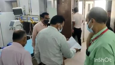 आगरा: चिकित्सा संयुक्त निदेशक शशिबाला ने जिला अस्पताल का किया निरीक्षण, कोविड मरीज़ों को मिलने वाली व्यवस्था की जांच की