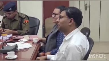 बीकानेर: कलेक्ट्रेट सभागार में जिला कलेक्टर ने ली राजस्व अधिकारियों की बैठक दिए आवश्यक दिशा निर्देश