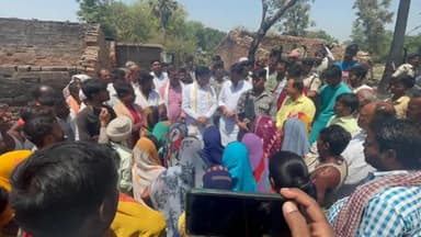 जंदाहा: नारी कला गांव में अग्निकांड पीड़ित परिवारों से मिलने पहुंचे केंद्रीय गृह राज्य मंत्री नित्यानंद राय