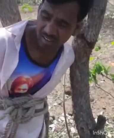 गुना नगर: अगरा गांव के पास एक नाबालिग बच्ची को जंगल में ले जा रहे अनजान व्यक्ति को ग्रामीणों ने पकड़ा, पुलिस के किया हवाले