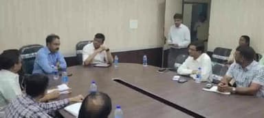 तेंदूखेड़ा: जनपद कार्यालय तेंदूखेड़ा में कलेक्टर मयंक अग्रवाल की मौजूदगी में वीसी रूम का हुआ शुभारंभ