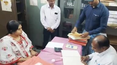 कांकेर: कांकेर कलेक्टर ने किया जिला कोषालय का औचक निरीक्षण