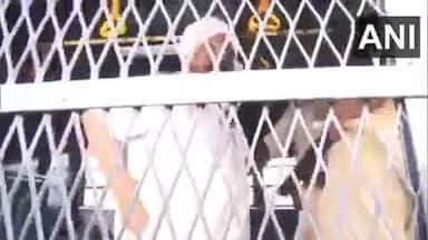 अतीक अहमद "मैं मीडिया की वजह से ही हिफाजत हूं।
 #AtiqueAhmed #UmeshPalCase #Delhi #Jalaun