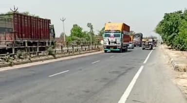 तिलहर: कोतवाली क्षेत्र के नेशनल हाईवे से पुलिस कस्टडी में गुजरा पूर्व विधायक का काफिला