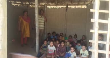 हरलाखी: नहरनिया पंचायत में आज भी BDO कृष्ण मुरारी ने विभिन्न योजनाओं का किया निरीक्षण