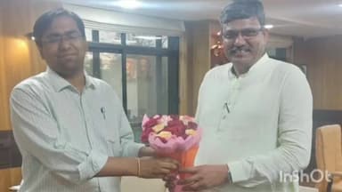 રાજકોટ પૂર્વ: જિલ્લા કલેકટર કચેરી ખાતે નવ નિયુક્ત કલેકટર સાથે જિલ્લા પંચાયતના પ્રમુખે શુભેચ્છા મુલાકાત કરી જરૂરી ચર્ચા વિચારણા કરી