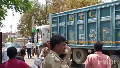 हमीरपुर: बेरी तिराहा व मनकी तिराहा पर सघन वाहन चेकिंग अभियान चलाकर यातायात पुलिस ने दो दर्जन से अधिक वाहनों का किया ई-चालान