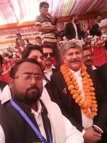 अधिवक्ता सम्मेलन कानपुर में शिरकत करने पहुंचे बुंदेलखंड के लाल विनय कुमार पाल एडवोकेट