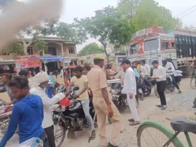 इटवा: अंबेडकर जयंती के मौके पर जिले के विभिन्न स्थानों पर सुरक्षा के रहे कड़े इंतजाम एसपी अमित कुमार आनंद