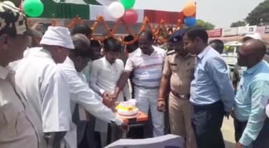 हरलाखी: उमगांव में धूमधाम के साथ मनाई गई बाबा साहेब डॉ. भीमराव अंबेडकर की जयंती, मौके पर मौजूद रहे नेता व जनप्रतिनिधि