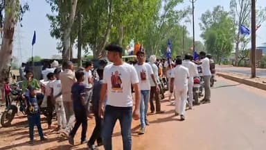 Gram panchat khamni govardhan road mathuttar pradesh baba sahab jayanti manati V ganm khamini darshan sain Reporter 1233