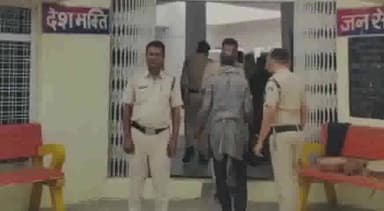 गौरिहार: गोयरा थाना पुलिस ने साइबर सेल की मदद से ₹1000 के इनामी बदमाश को किया गिरफ्तार