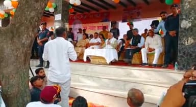 CM साहब का चांट गांव में जनसंवाद कार्यक्रम में।