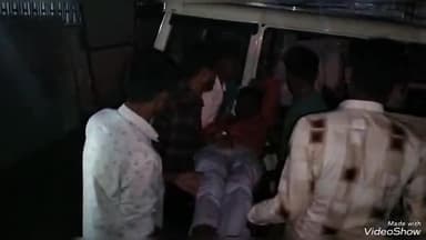 रानीवाड़ा: रानीवाड़ा के दहीपुर सड़क मार्ग पर बाइक स्लिप होने से बाइक सवार युवक हुआ गंभीर घायल।