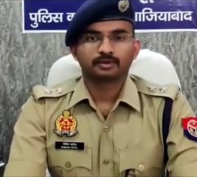 गाज़ियाबाद: मलिक नगर कॉलोनी में आम रास्ते को रोककर की गई इफ्तार पार्टी, पुलिस ने आयोजक के खिलाफ रिपोर्ट दर्जकर छानबीन की शुरू