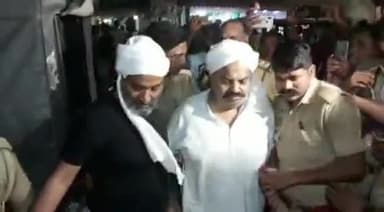 इटवा: अतीक अहमद व अशरफ की हत्या पर आम आदमी पार्टी नेता राजेश्वर सिंह ने कहा- प्रदेश में गुंडाराज चरम पर है