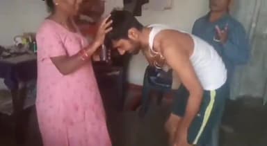 केवटी रनवे: प्रखंड क्षेत्र में प्रकृति से जुड़ा पर्व जुड़शीतल पारम्परिक तरीके से मनाया गया