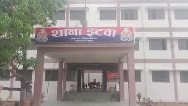 इटवा: इटवा थाना क्षेत्र के राप्ती नदी तट पर दाह संस्कार के लिए आए युवक का शव पेड़ से लटका मिला, मौके पर पहुंची पुलिस