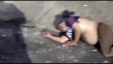 धनौरा: गजरौला रेलवे स्टेशन रोड स्थित बेहोशी की हालत में पड़ा मिला युवक समाजसेवी ने वीडियो किया वायरल