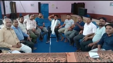 बसेड़ी: जयपुर महापड़ाव में शामिल होंगे बसेड़ी के मंत्रालयिक कर्मचारी, पंचायत समिति सभागार में हुई बैठक