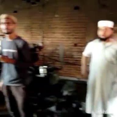 धौलाना: मोहल्ला सद्दीकपुरा में कपड़े का धागा बनाने वाली फैक्टरी में शॉर्ट सर्किट से लगी भयंकर आग , दमकल विभाग की टीम ने पाया आग प