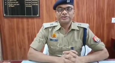 इटवा: बढ़ते साईबर अपराध को लेकर सोशल मीडिया पर पुलिस की पैनी नजर ASP सिद्धार्थ
