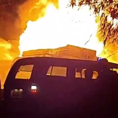 चित्तौड़गढ़: ओछडी टोल के पास एक होटल पर टेंकर ब्लास्ट से हुआ बड़ा हादसा, कई लोग झूलसे।