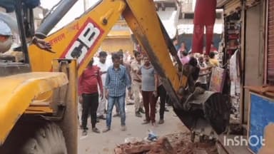 देहरादून: देहरादून में जिलाधिकारी के आदेश पर अतिक्रमण के खिलाफ बड़ी कार्रवाई