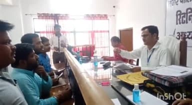 शाहबाद: बसपा प्रत्याशी पवन रस्तोगी ने शाहाबाद नगर पालिका अध्यक्ष पद से नामांकन किया दाखिल, चुनावी हलचल हुई तेज