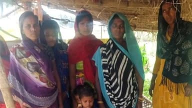 मिर्ज़ापुर: निबी गहरवार गांव के नट बस्ती में माता-पिता के साथ सो रही दुधमुंही बच्ची लापता, घर के पास खेत में खून से सना मिला कपड़ा