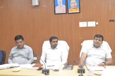 इटवा: जिले के 153 मतदान केंद्रों पर 186 वार्ड, 2 नगर पालिका परिषद व 9 नगर पंचायतों के लिए होगा मतदान - संजीव रंजन, डीएम