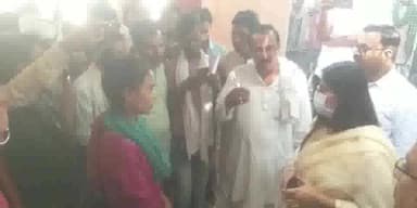 गौरिहार: मनुरिया पंचायत के चमारन पुरवा के आम रास्ते को दबंगों ने खोदा, सरपंच के साथ ग्रामीणों ने जनसुनवाई में की शिकायत