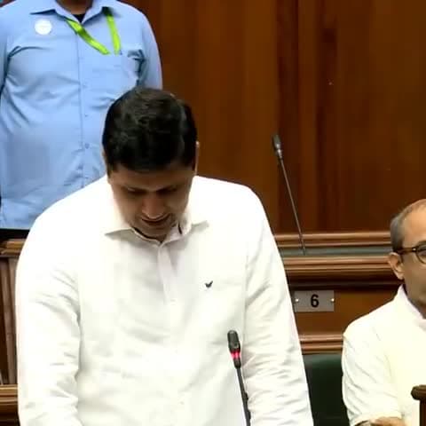 LG की दिल्ली विधानसभा सत्र को रोकने की कोशिश फिर से हुई नाकाम : Saurabh Bharadwaj 

#aapkevideo #IndiasOnlyHopeAAP
