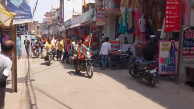 #मुंगराबादशाहपुर- भाजपा कपिलमुनि गुप्ता, सपा उमाशंकर चौरसिया व अपना दल कमेरावादी से शैलेन्द्र साहू ने किया नामांकन