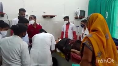 मिर्ज़ापुर: पडरी थाना के कमहारी गांव में घर के पास नाली बहाने को लेकर दबंगों ने 3 लोगों पर किया हमला, ट्रॉमा सेंटर में भर्ती