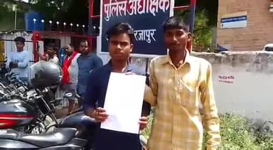 मिर्ज़ापुर: नएपुर गांव निवासी पीड़ित ने एसपी को सौंपा पत्र, ससुराल वालों पर लगाया मारपीट करने का आरोप