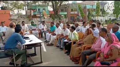 सुल्तानगंज: सुल्तानगंज थाना परिसर में ईद उल फितर पर्व को लेकर शांति समिति की बैठक का किया गया आयोजन