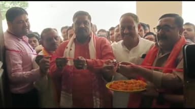 बलरामपुर: ज्योति टॉकीज़ में साईं भक्त धीरेंद्र प्रताप सिंह "धीरू" के कार्यालय का BJP जिलाध्यक्ष व विधायक पलटू राम ने किया उद्घाटन